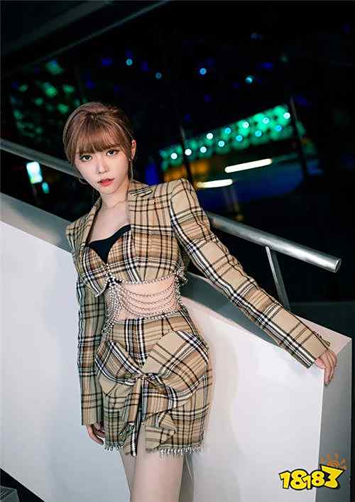 始于“颜值”终于“言直”！不说话的“哑巴新娘”周淑怡到底有多美？