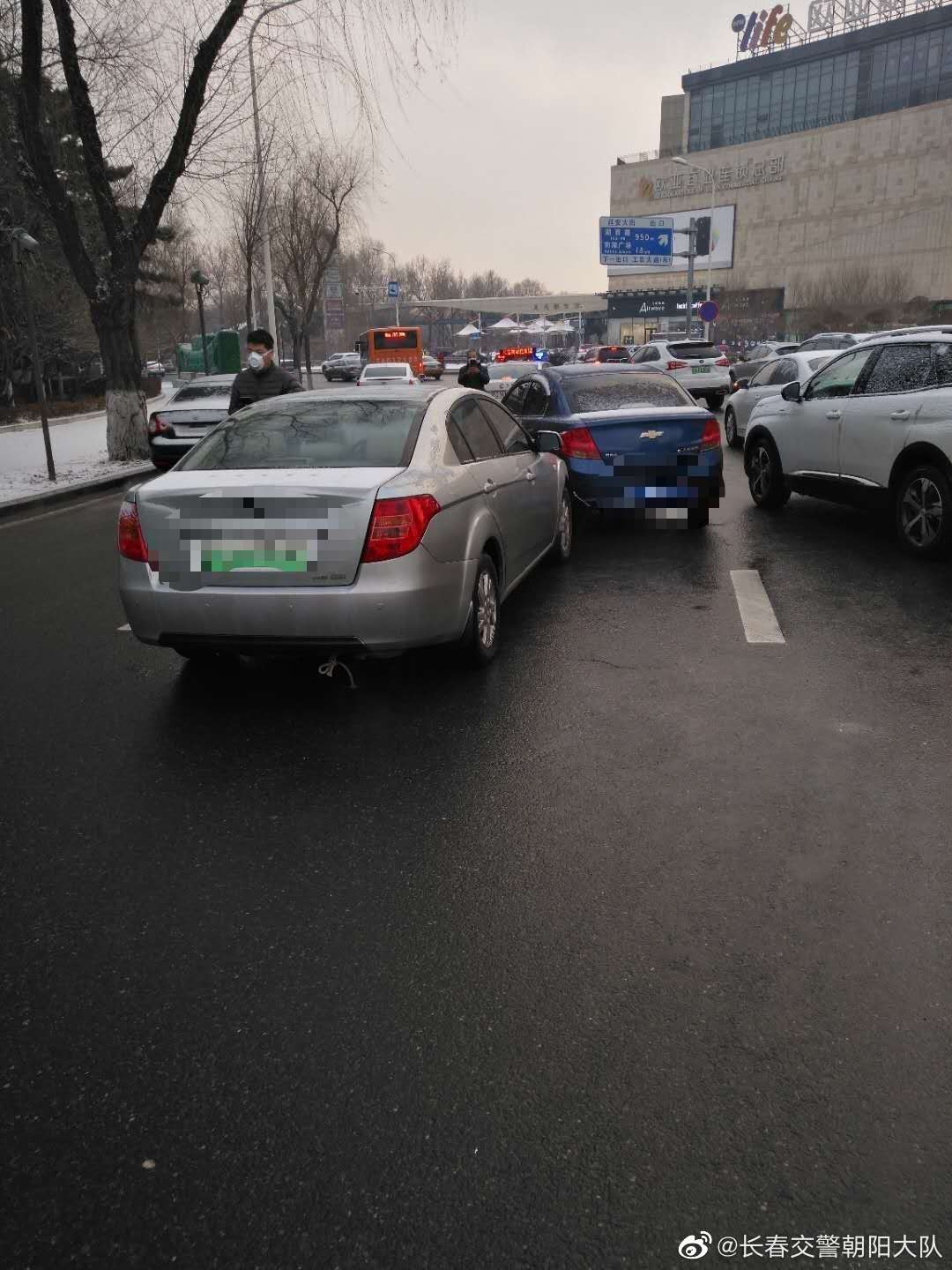 豪车碰瓷儿长春。_长春市公安局交警支队朝阳大队 碰瓷骗保案 大数据侦查