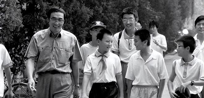 谢彦波_谢彦波与导师关系紧张错失博士学位_谢彦波少年班天才成长历程