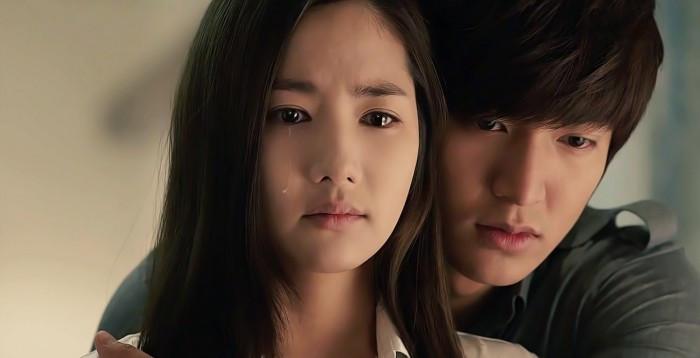 同演《城市猎人》走红，她3次变脸美翻人气高，她被家暴子宫出血