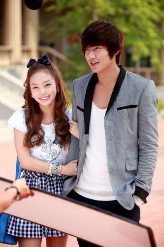 同演《城市猎人》走红，她3次变脸美翻人气高，她被家暴子宫出血