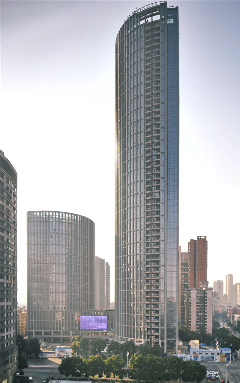 湖南日报报业集团发展历程_湖南都市新闻_湖南日报融媒体中心建设