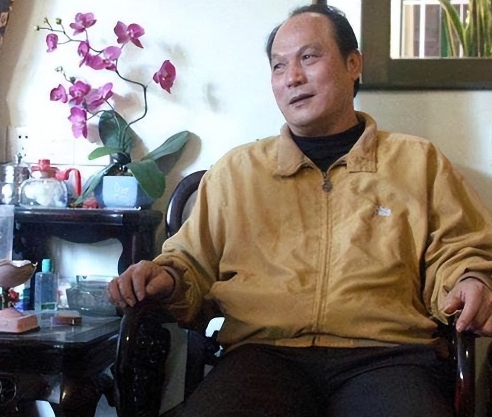 杨振宁晚年感情经历_杨振宁与翁帆婚姻故事_杨振宁和孩子的关系