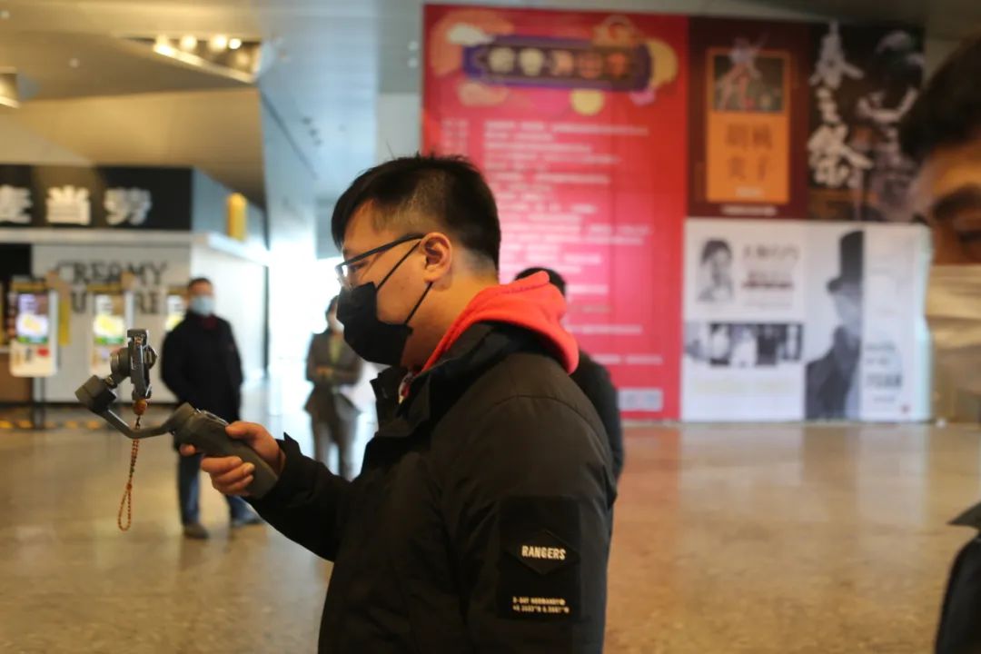 大连第二场网络招商引资推介会_大连新闻直播视频_大连新闻传媒集团全媒体主播组合