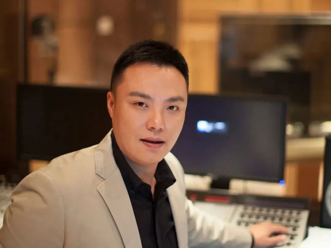 大连新闻传媒集团全媒体主播组合_大连新闻直播视频_大连第二场网络招商引资推介会