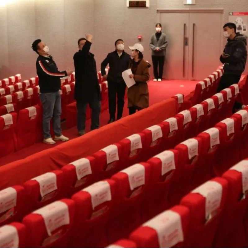 大连新闻直播视频_大连第二场网络招商引资推介会_大连新闻传媒集团全媒体主播组合