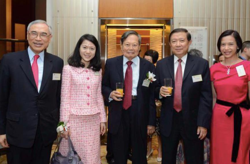 杨振宁与翁帆的爱情故事_杨振宁翁帆婚姻幸福_杨振宁和孩子的关系