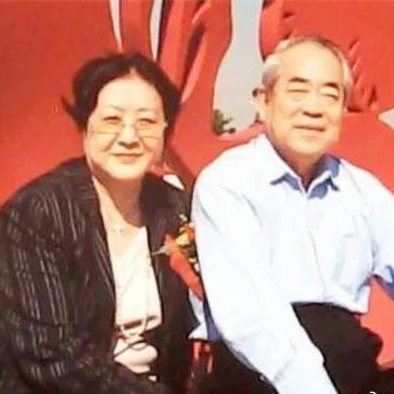 范曾杨振宁婚姻对比_范曾杨振宁感情经历_杨振宁和孩子的关系