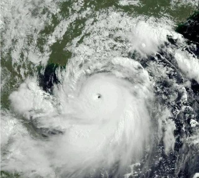 海南电视台综合频道威马逊台风打击谣言新闻_超强台风威马逊 登陆中国最强台风 威马逊台风路径