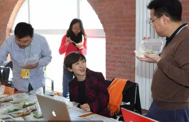 欧阳夏丹 新闻联播 搭档_欧阳夏丹 主持人生涯_欧阳夏丹十九专访