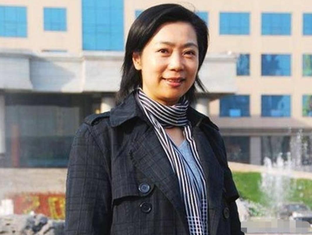 中国女排五连冠_女排梁艳女儿_梁艳传奇人生