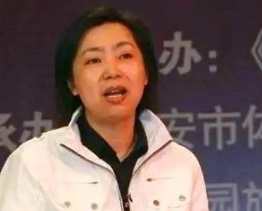 女排梁艳女儿_女排五连冠梁艳  中国女排精神 梁艳传奇人生