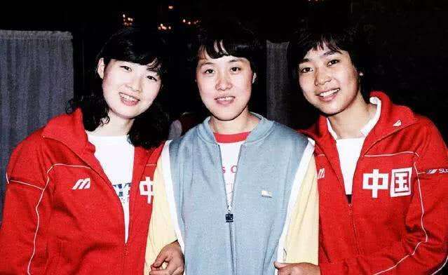 中国女排历史上唯一一位五冠王近况如何！身价过亿，女儿实力很强