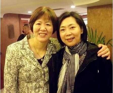 梁艳 中国女排传奇运动员 身价过亿女儿清华博士_女排梁艳女儿_中国女排唯一五冠王 梁艳 退役后发展