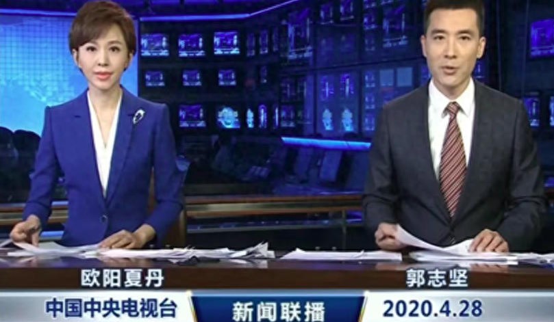 48岁前央视主持人欧阳夏丹，回应“老了谁照顾你”