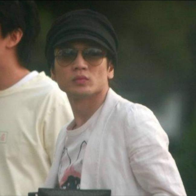 王艳婆婆贵族规矩_王艳豪门生活卑微程度_王艳跟王志才的照片