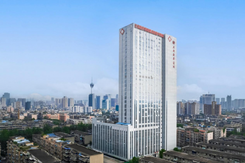 成都新华医院改善患者体验奖_新华医院官方网站_旅程式医疗服务模式患者全生态服务