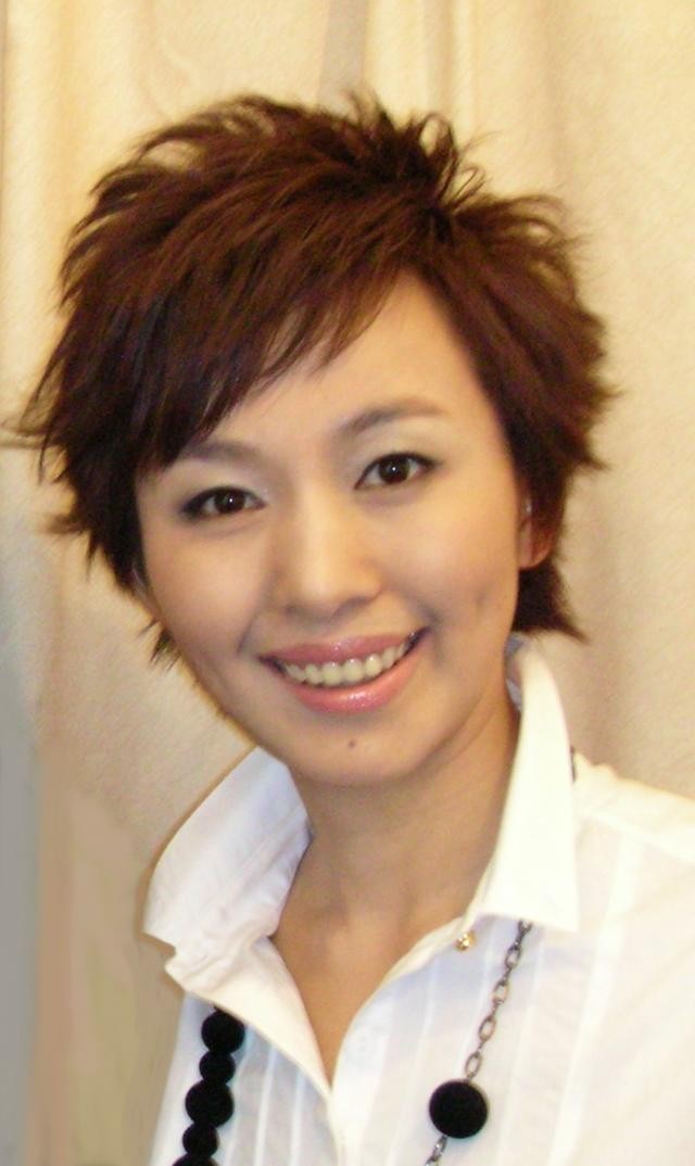 欧阳夏丹主持的新闻联播_欧阳夏丹 主持经历_欧阳夏丹 央视消失原因