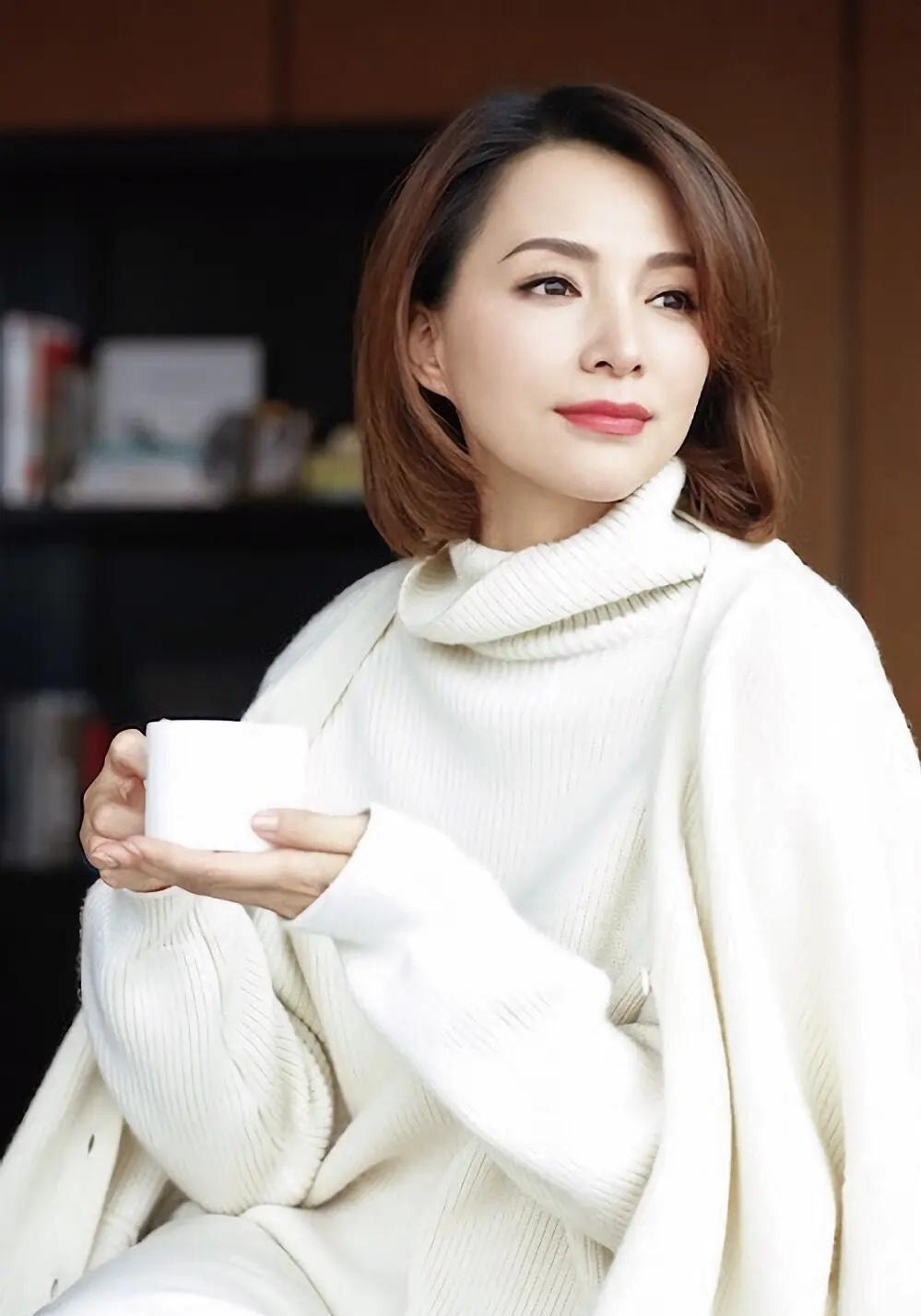 欧阳夏丹 主持经历_欧阳夏丹 央视消失原因_欧阳夏丹主持的新闻联播