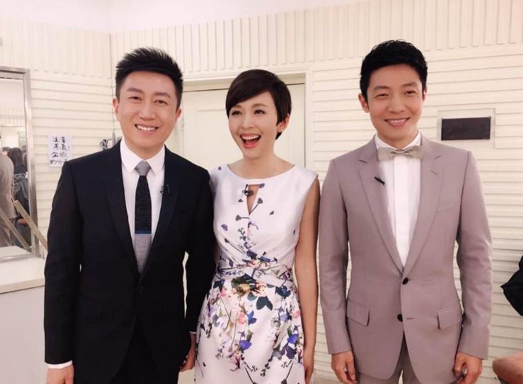 欧阳夏丹主持的新闻联播_欧阳夏丹 主持经历_欧阳夏丹 央视消失原因