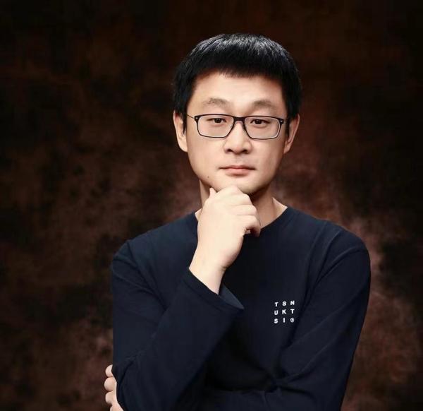 小冰公司CEO李笛_微软小冰评论新闻_人工智能行业商业模式