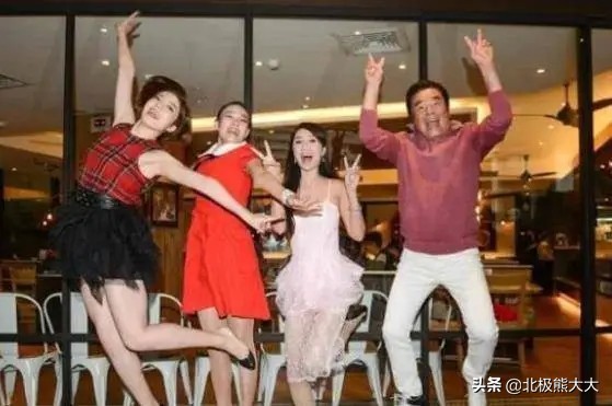 雷洪七个老婆 现实版韦小宝雷洪 71岁娶七房_雷洪一妻五妾