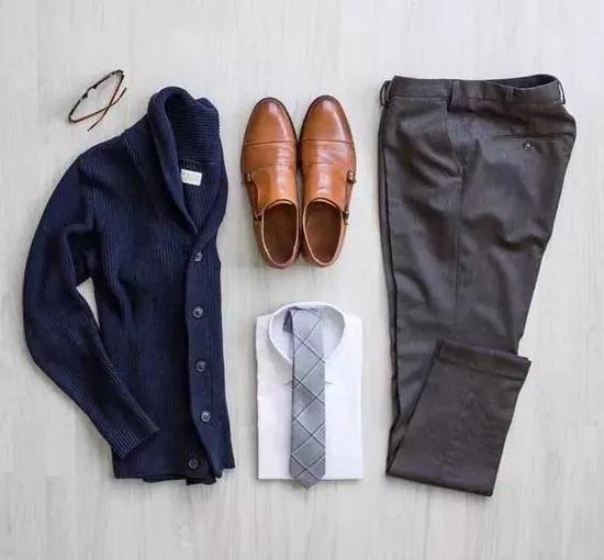 男士Smart Casual着装衬衫 牛津纺休闲衬衫 商务休闲搭配技巧_business casual 男