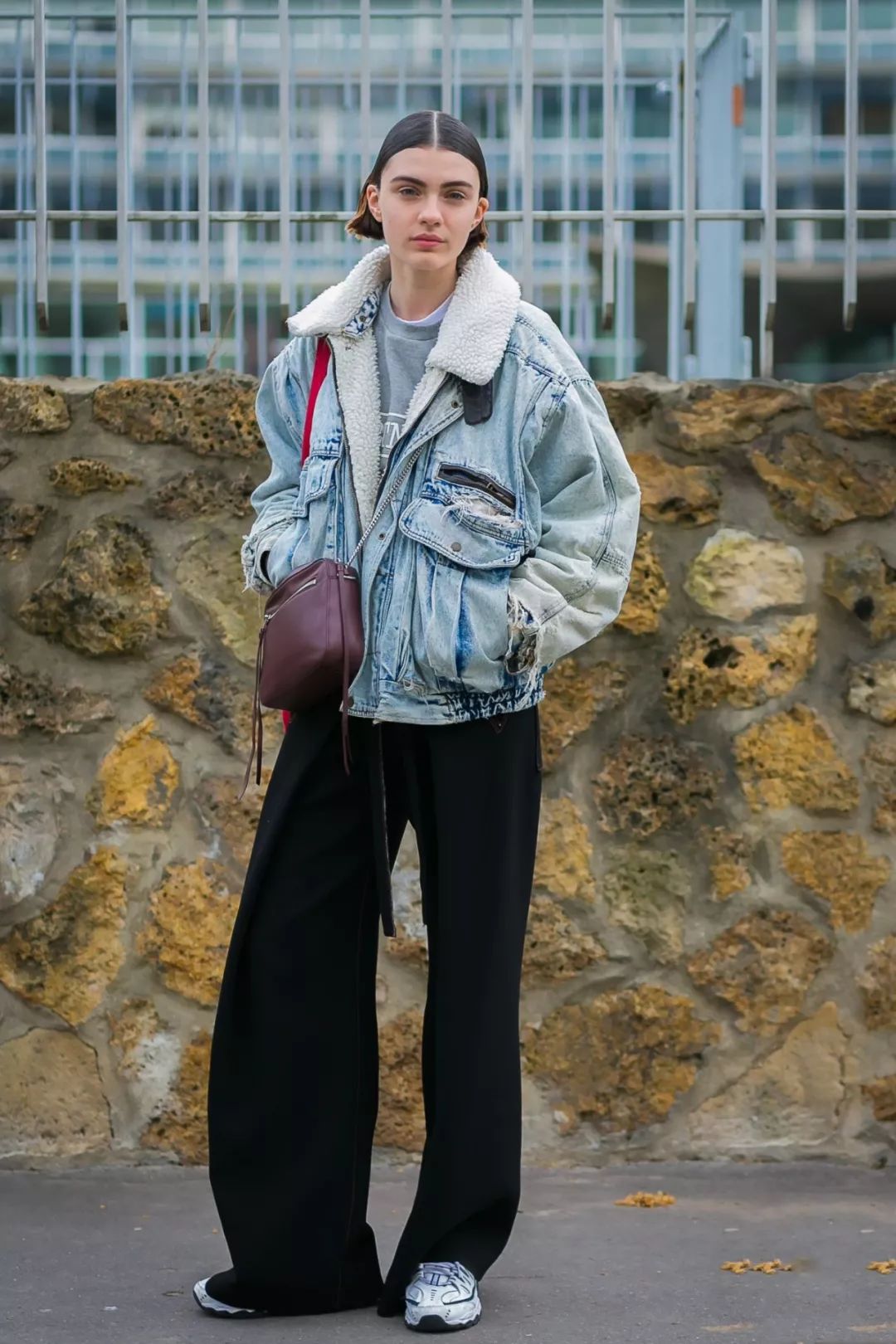 business casual 男_裙子搭配球鞋_球鞋搭配正装