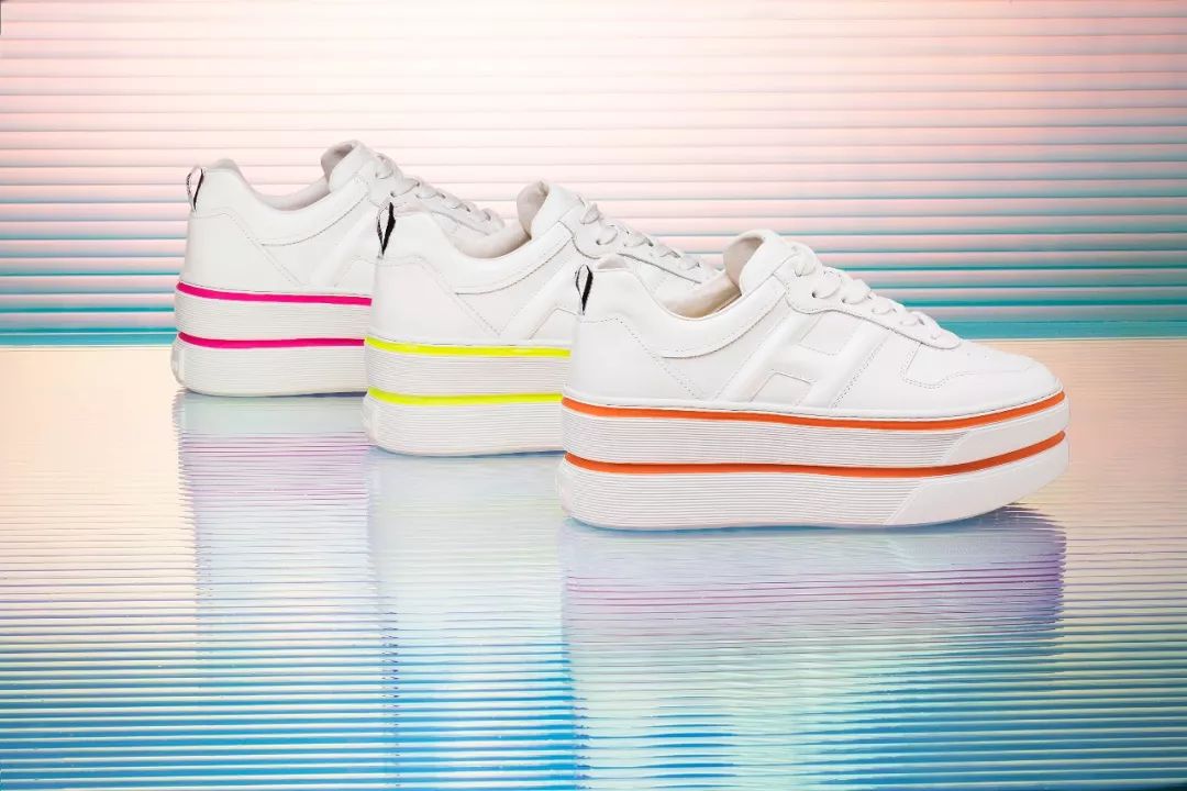 裙子搭配球鞋_business casual 男_球鞋搭配正装