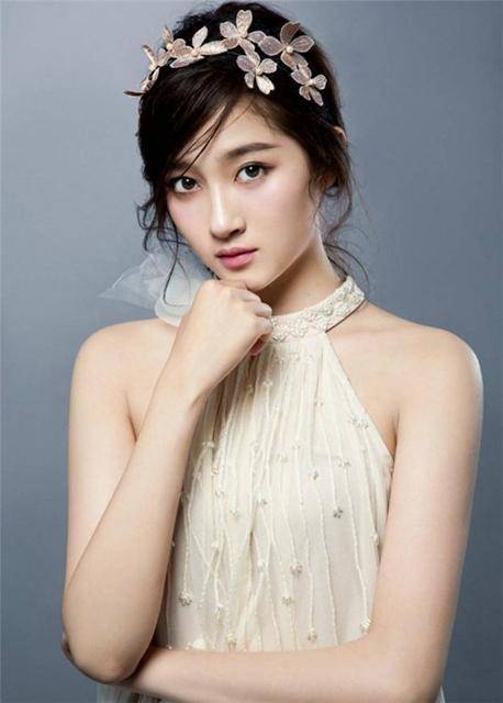 关晓彤爷爷关学曾北京琴书“战非典”视频曝光 万万没想到关老爷子还是“谋男郎”