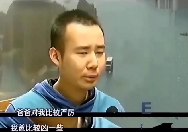 药家鑫母亲咋样了_药家鑫父亲最后时刻的话_药家鑫家庭教育方式分析