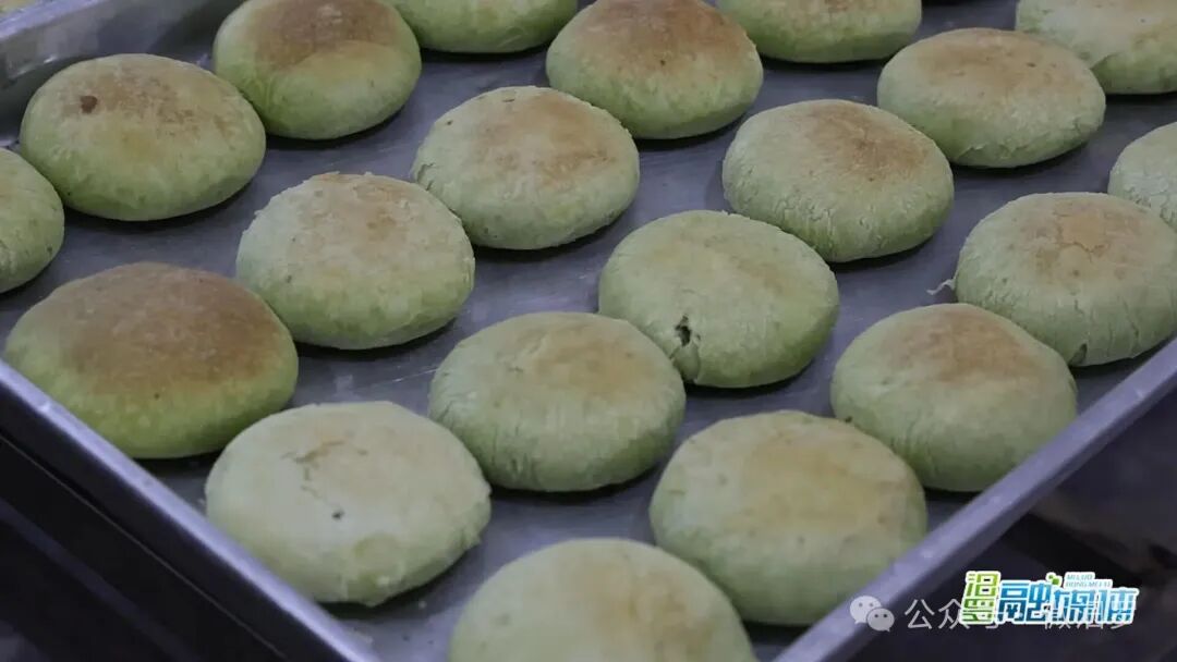 “石斛月饼”飘香汨罗 ，“折腾姐”李玉葵携手高校开发健康新品