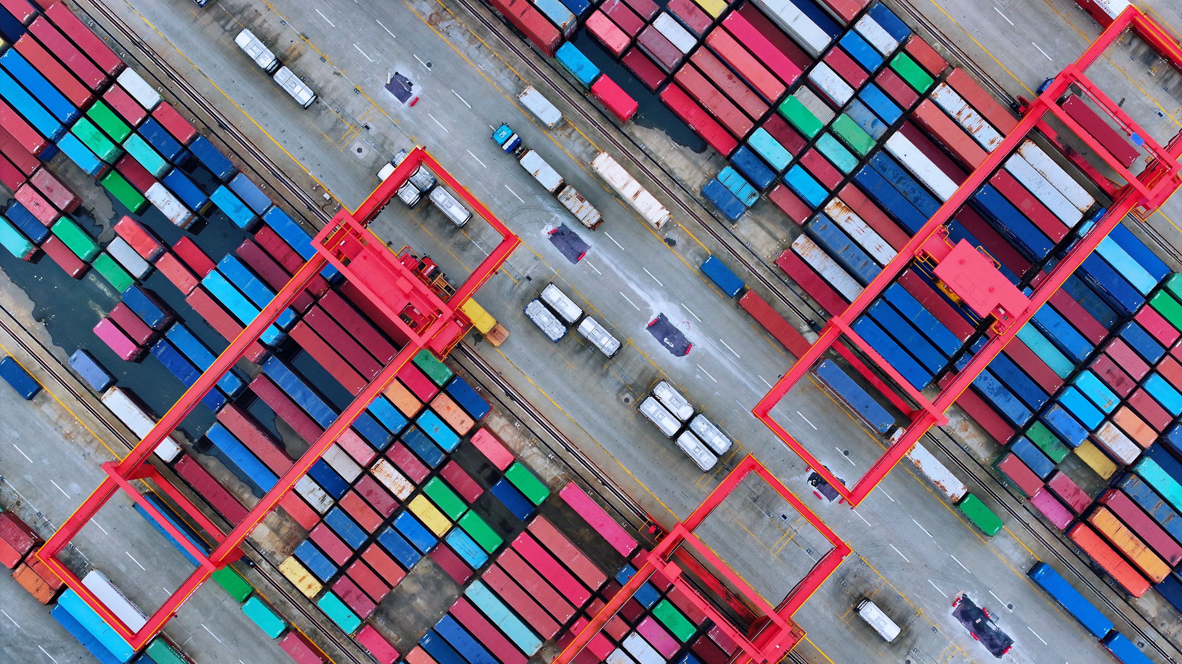 武汉阳逻新闻_阳逻港长江中上游第一大港介绍_武汉阳逻港智慧化绿色低碳发展