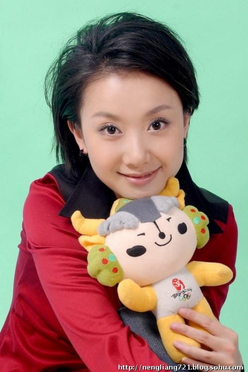 CCTV女主播选拔标准_CCTV最美女主播名单_河北卫视新闻女主播