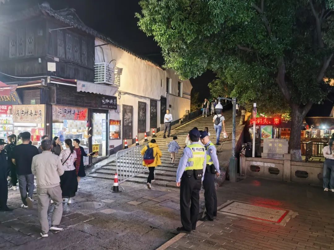 青浦朱家角古镇旅游安全_新闻综合上海青浦商榻_青浦商榻露营安全巡逻