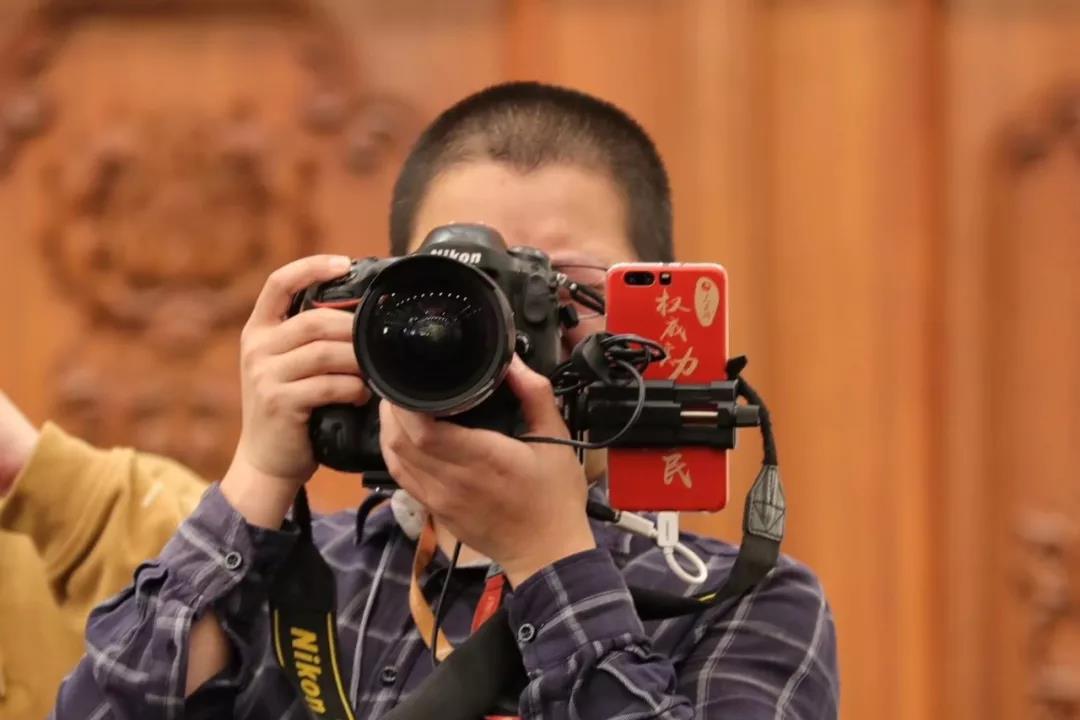 人民视频客户端两会报道_两会 成视新闻_人民网新技术应用