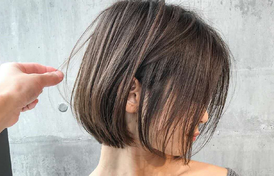 适合自己脸型的短发_显脸小减龄的短发发型_流行短发