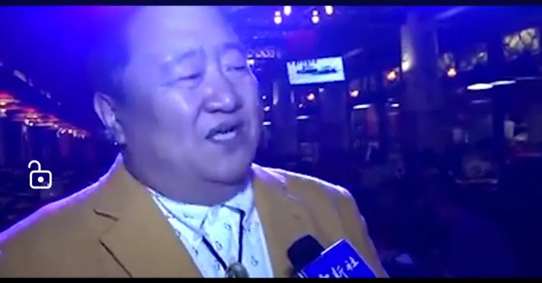 笑脸哥现场看春晚_笑脸哥春晚19次亮相_冉少平春晚门票获取方法