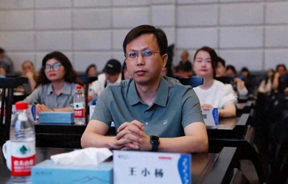 写评论，不是让别人“少思考”｜青椒训练营