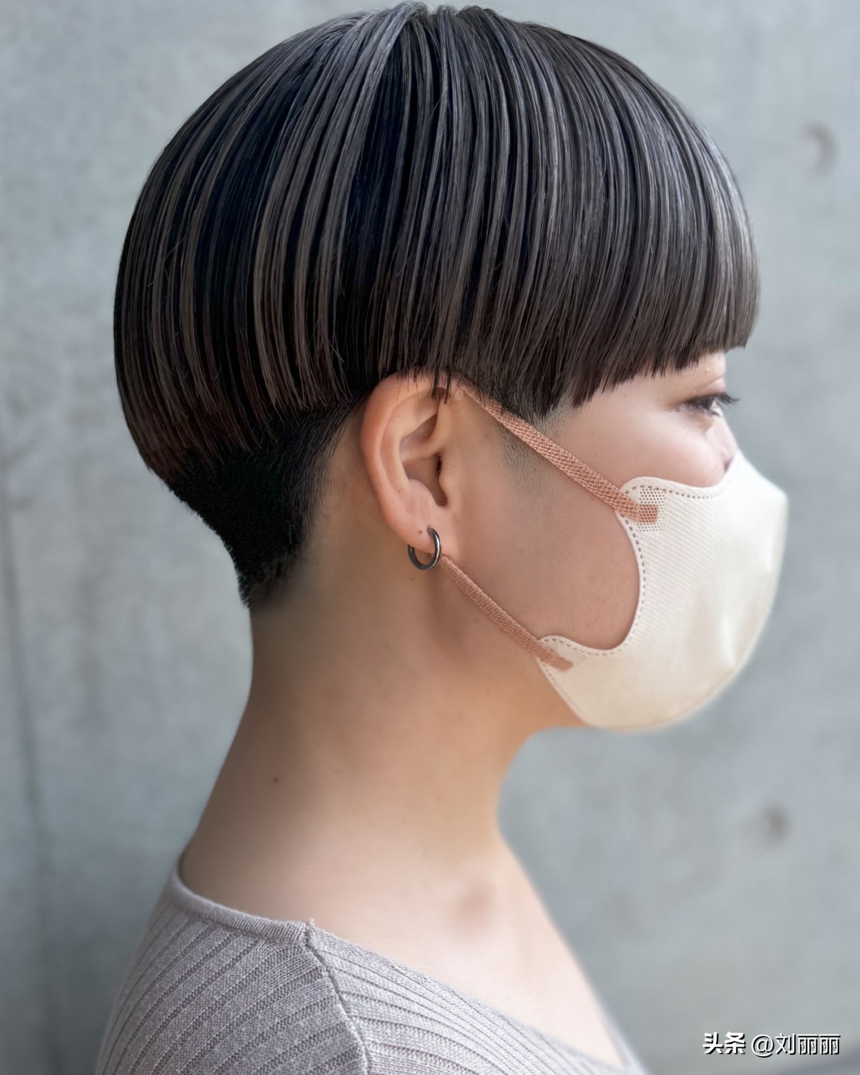 渐变铲青设计_流行短发_短发造型