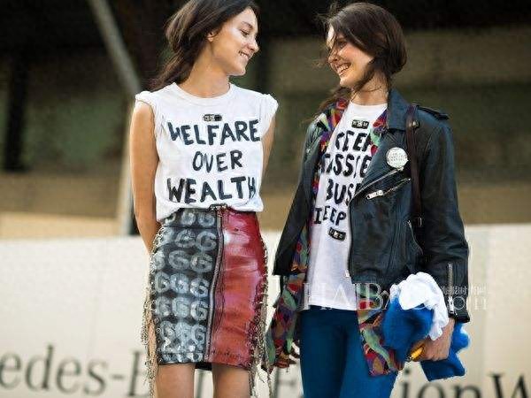 水浆印花工艺介绍_定制T恤常见印花技术_热转移印花新闻纸价格