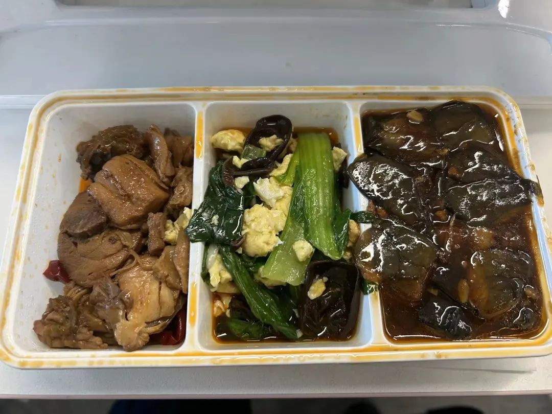 金百万 北漂请客性价比之选_金百万 北京打工人的外卖选择_金百万 数字时代的餐饮先行者 网易新闻