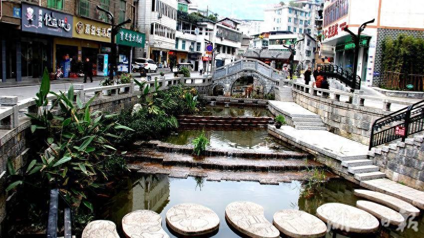 宣恩：黄河巷从“污水沟”到“幸福河”的华丽转身