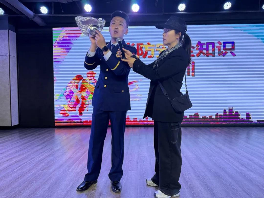 消防led 宣传稿_鞍山九小场所消防培训_鞍山五一消防安全宣传