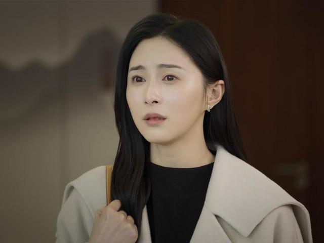 底线 莫莫 符总妻子_底线:新闻背后的真相 mobi