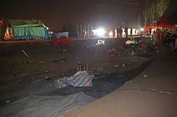 充气城堡事故原因_充气游乐设施安全_儿童充气蹦蹦床厂家