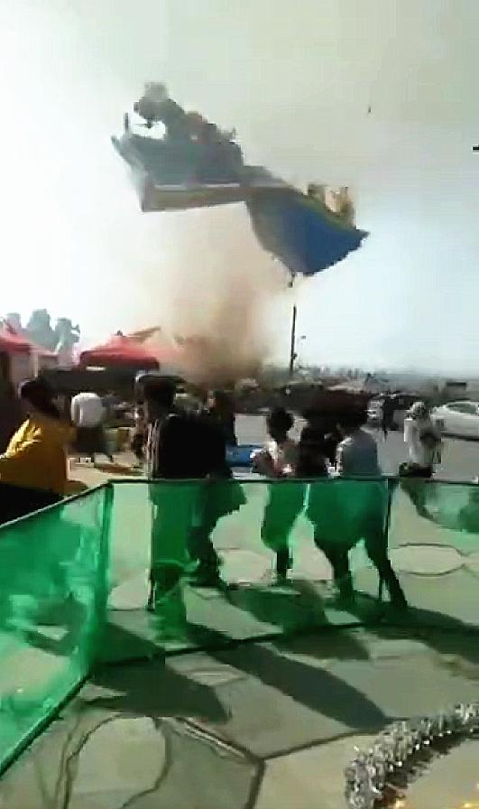 儿童充气蹦蹦床厂家_龙卷风刮飞充气蹦蹦床致儿童不幸身亡_充气蹦蹦床安全规范