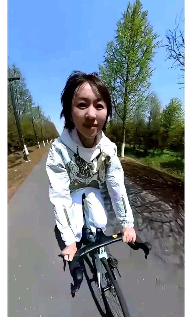 欧阳夏丹单身女人观点_48岁央视前国脸不婚论_欧阳夏丹的现任老公