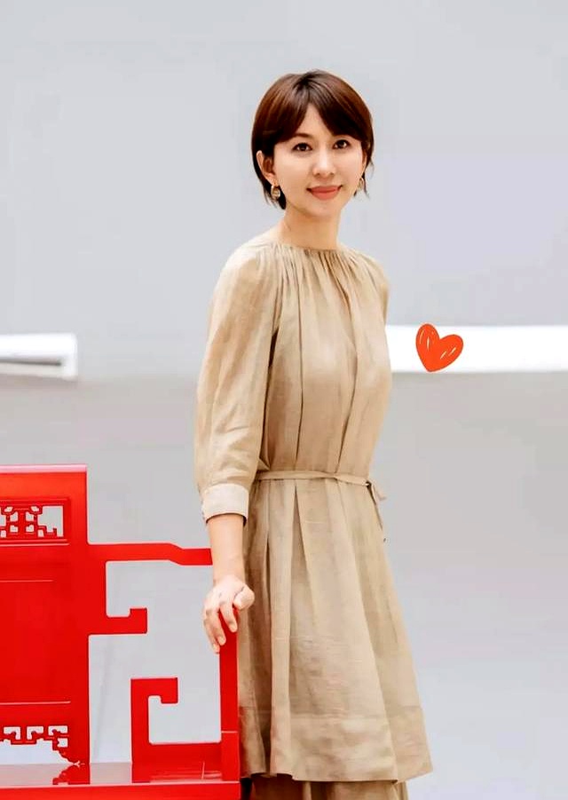 欧阳夏丹单身女人观点_欧阳夏丹的现任老公_48岁央视前国脸不婚论