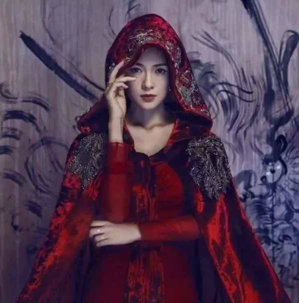 章子怡事业转型分析_章子怡汪峰婚姻现状_章子怡汪峰秀恩爱新闻